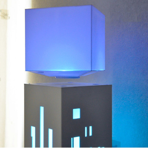 Lampe LED en lévitation...